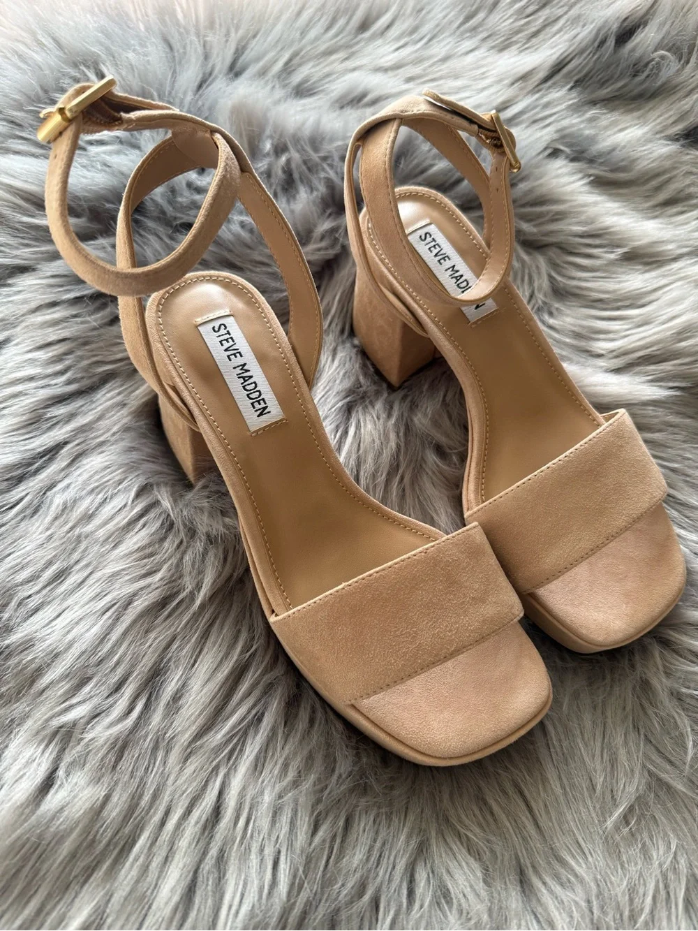 Steve Madden Mercerr Tan Suede Heels